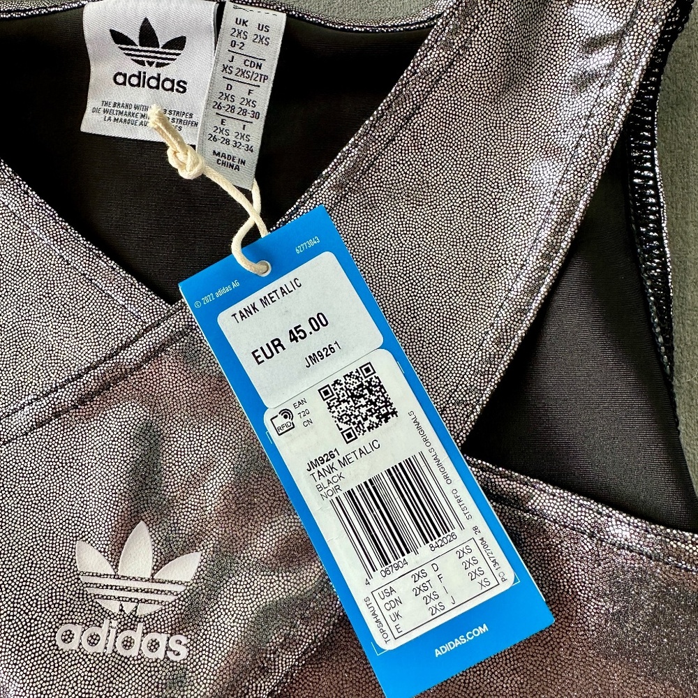 Addidas top